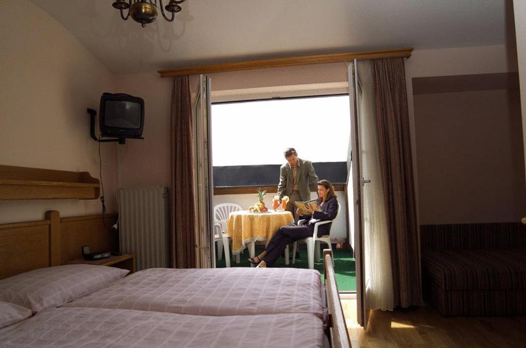 Hotel Gasthof Brueggler Radstadt Pokoj fotografie